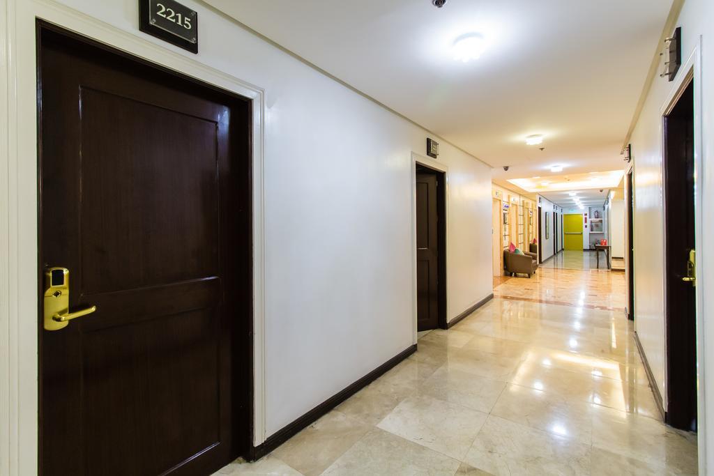 Jmm Apartment Suites Манила Екстериор снимка