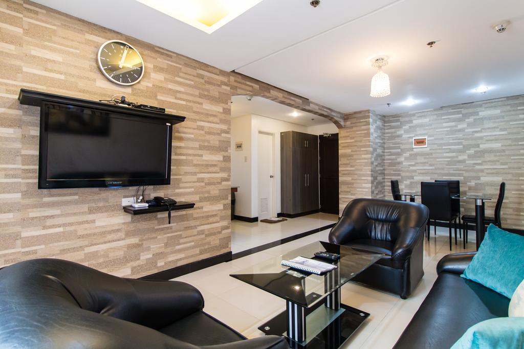 Jmm Apartment Suites Манила Екстериор снимка